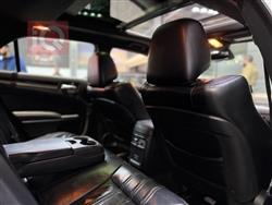 کرایسلەر 300